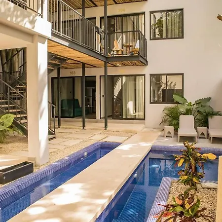 1 Bedroom In Downtown Walking Distance From Bars Apartment Tulum