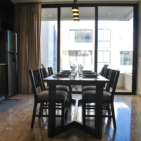 New Maria 2 Bedroom With Rooftop Pool