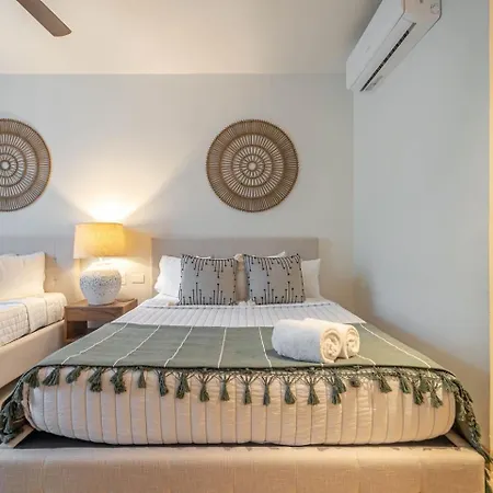 Lux 2br With Jungle Views, Pool, Gym At Nhoa