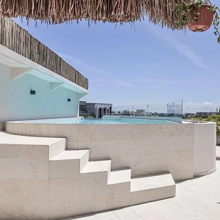 Luxury Penthouse-private Rooftop Pool-walkable * Tulum