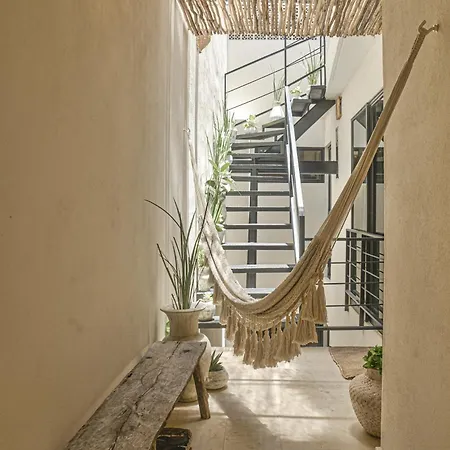 Luxury Penthouse-private Rooftop Pool-walkable Apartment