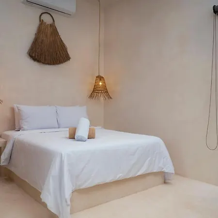 Holiday home Jungle 3br Villa, Garden & Pool, La Veleta *
