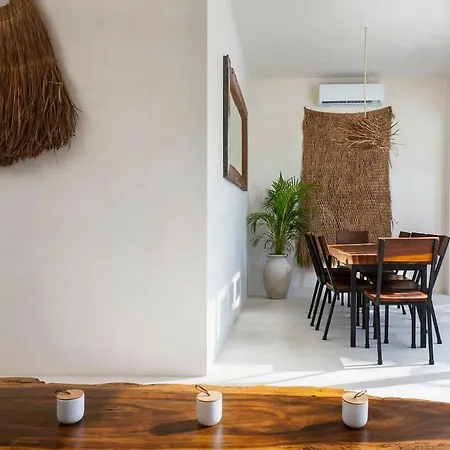 Jungle 3br Villa, Garden & Pool, La Veleta * Tulum