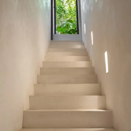 Stunning 4br, Concierge Service, Gated, Paddle Court *