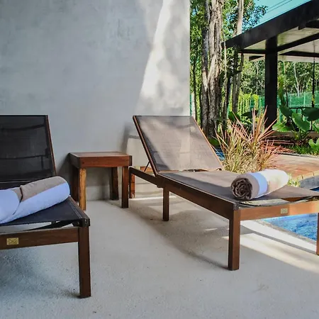 Swim Up Estudio Selvatico Tulum