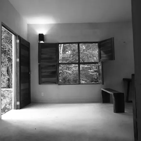 Guest house Barefoot Jungle