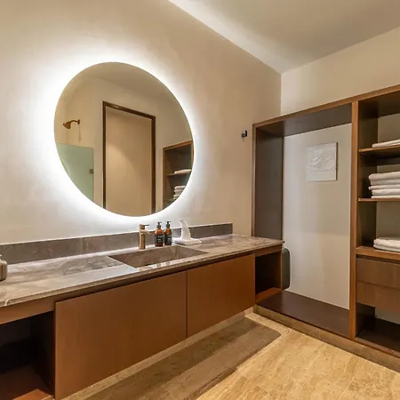 Lux 1br With Rooftop Pool, Spa, Gym, Kids Playroom Holiday home Tulum