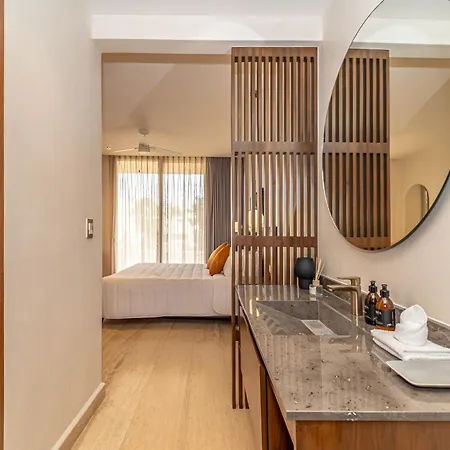 Lux 2br With Rooftop Pool, Spa, Gym, Kids Playroom Holiday home Tulum