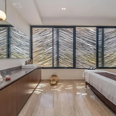 Lux 2br With Rooftop Pool, Spa, Gym, Kids Playroom #229