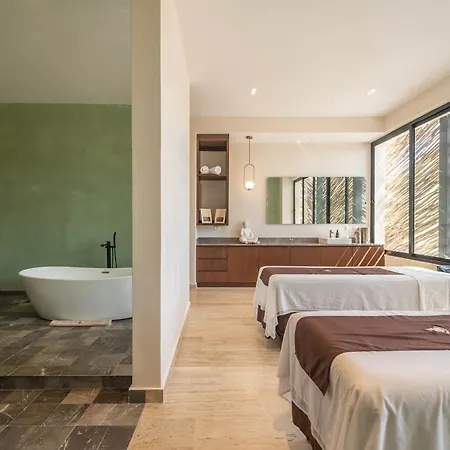 Lux 2br With Rooftop Pool, Spa, Gym, Kids Playroom #229 Holiday home *