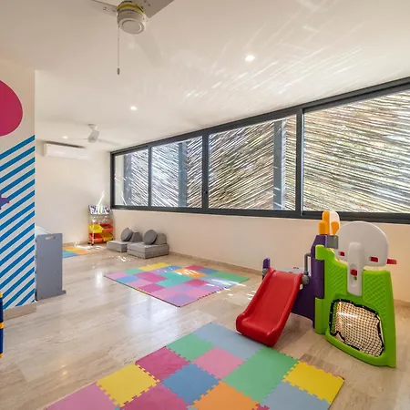 Lux 2br With Rooftop Pool, Spa, Gym, Kids Playroom #229 Holiday home Tulum