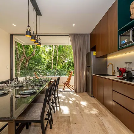 Lux 2br With Rooftop Pool, Spa, Gym, Kids Playroom #229