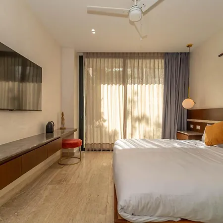 Lux 2br With Rooftop Pool, Spa, Gym, Kids Playroom #229 *