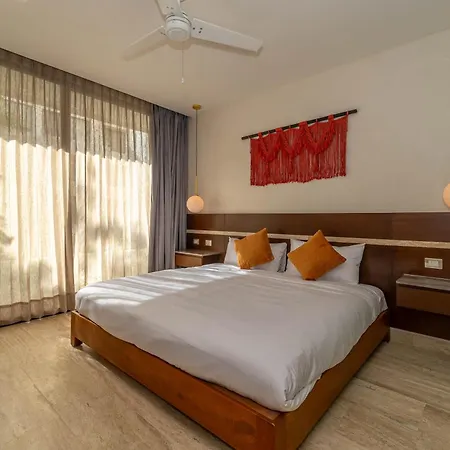 Holiday home Lux 2br With Rooftop Pool, Spa, Gym, Kids Playroom #229 *
