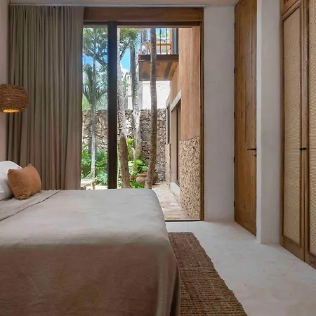 Stylish 3br With Rooftop Plunge Pool, La Veleta