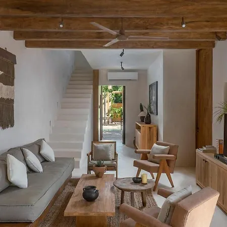 Stylish 3br With Rooftop Plunge Pool, La Veleta Tulum