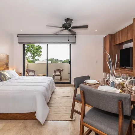 Сasa de vacaciones King With Balcony, Gym, Rooftop Pool *