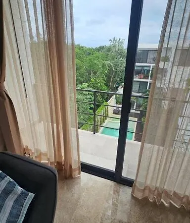 401 Deluxe Apartment