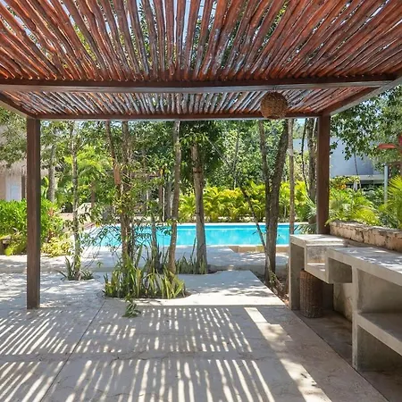 4br Jacuzzi Private Pool Gated Community
