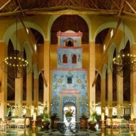 Grand Palladium Riviera And Resort