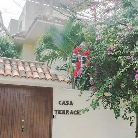 Charming Downtown Studio With Pool Apartment