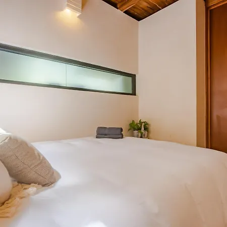 Bright 2br Loft With Rooftop Pool In Downtown Location