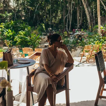 Luxury tent Amaite Geodesic Domes Tulum