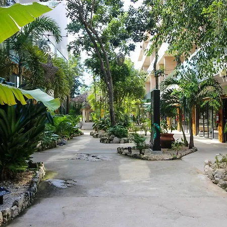 Luxury With Rooftop Pool In Location Apartamento Tulum
