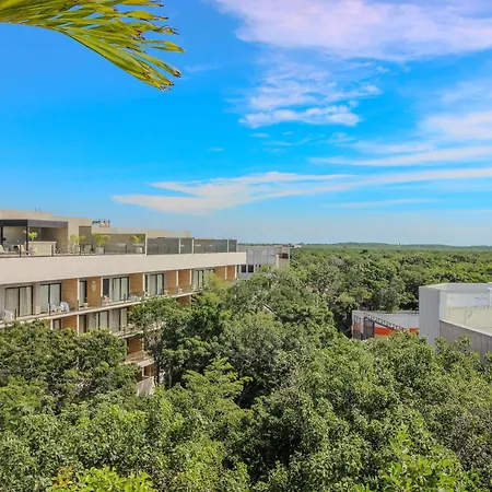 Luxury With Rooftop Pool In Location Apartamento *