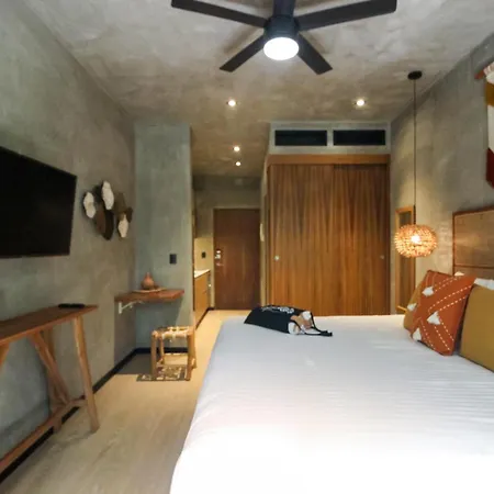 Luxury With Rooftop Pool In Location Apartamento Tulum