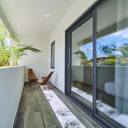 Luxury With 2 Pools, Open Terraces And Sun Deck Villa
