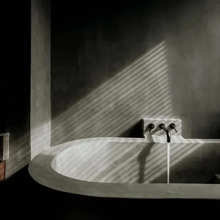 Barneys Ny Black Penthouse With Pool *