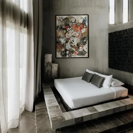 Barneys Ny Black Penthouse With Pool Apartment *