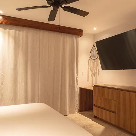 Modern Sleeps 2 Tulum