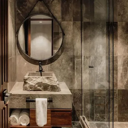 Barneys Ny Gold - Pool - Concierge Holiday home *