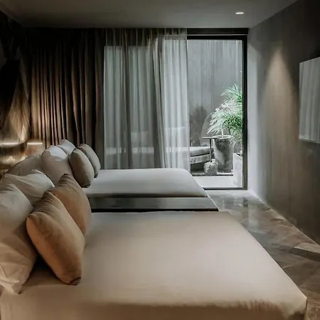 Barneys Ny Gold - Pool - Concierge Holiday home *