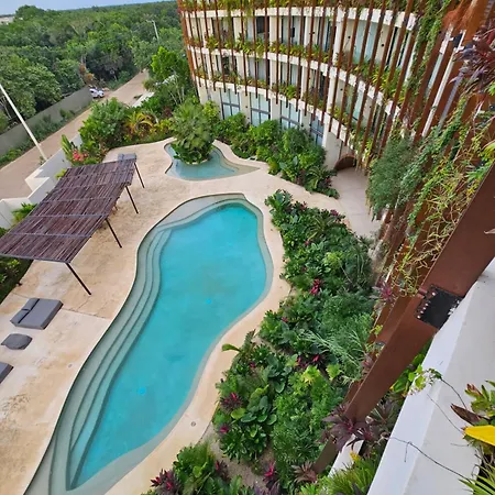 2 Bedroom In Mistiq Gardens With Pool And Gym Tulum
