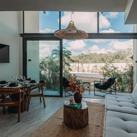 Leneva Loft *