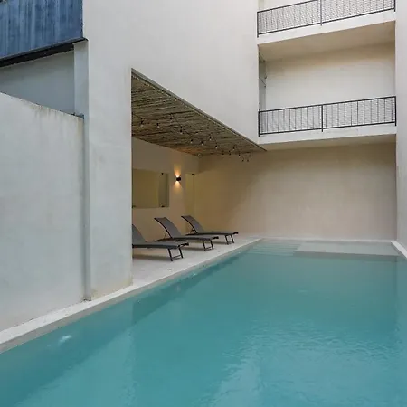 Sunset Serenity - Amply Private Terrace & Pool & Gym & Club Access