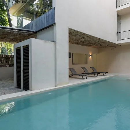 Sunset Serenity - Amply Private Terrace & Pool & Gym & Club Access