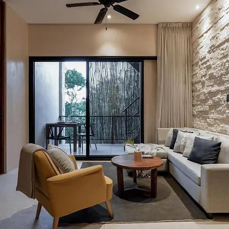 Sunset Serenity - Amply Private Terrace & Pool & Gym & Club Access Apartamento *