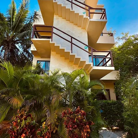 Starfit Boutique Beachclub, & Gym Included Hotel 4*