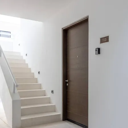 Apartment Modern With 2 Bdr Gym & Pool Tulum