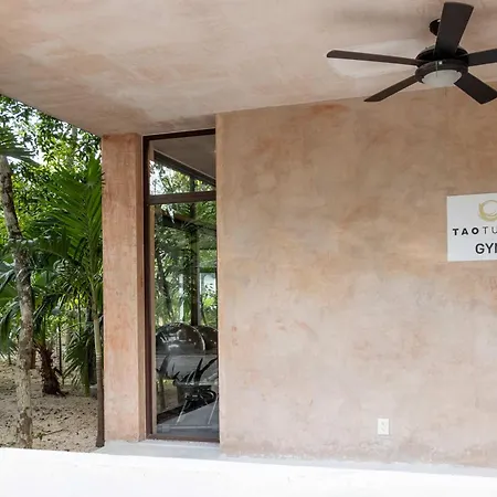 Modern With 2 Bdr Gym & Pool Apartment Tulum