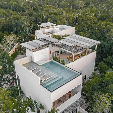 Downtown Delight -roof With Pool & Bbq & Jungle Gym