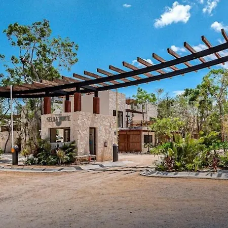 Jungle Hotel Tulum