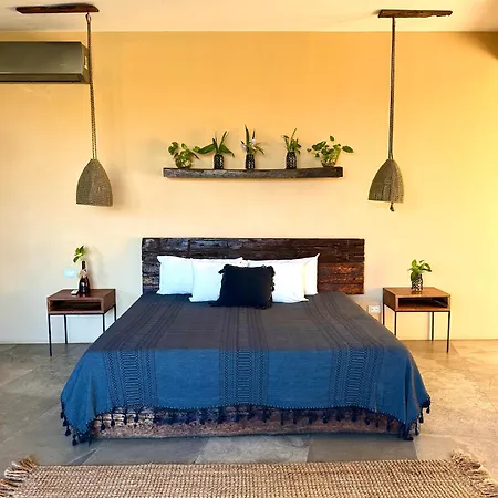 Xscapetulum Hotel