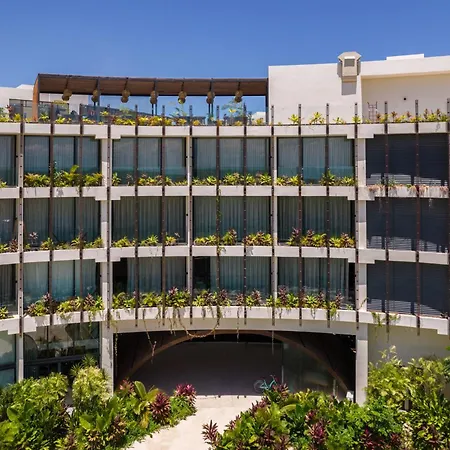 Mistiq Gardens 2 Tulum