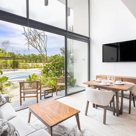 Apartment Mistiq Gardens 2