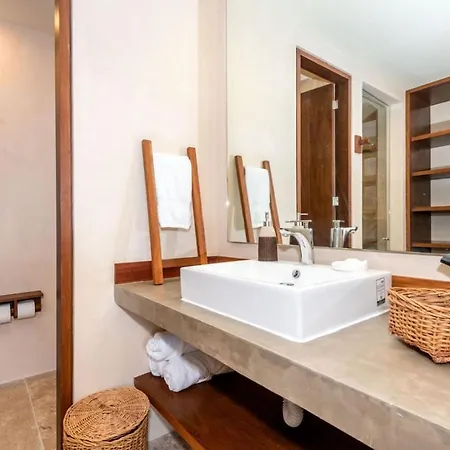 3bd Ph Pool Patio - Secure And Free Club Apartment